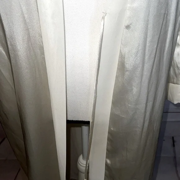 **SOLD ON MARKETPLACE ❤️Cato silky robe with appliqués on chest - Picture 5 of 9